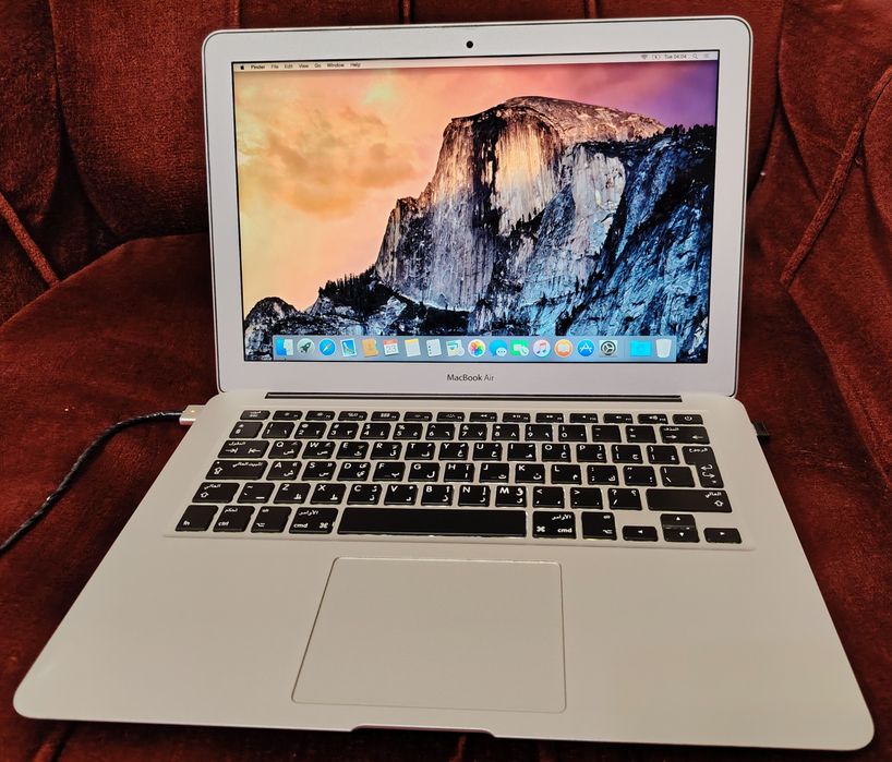 Само за 299 лева ! Macbook Air 2017 13-inch 4gb Intel HD Graphics 6000