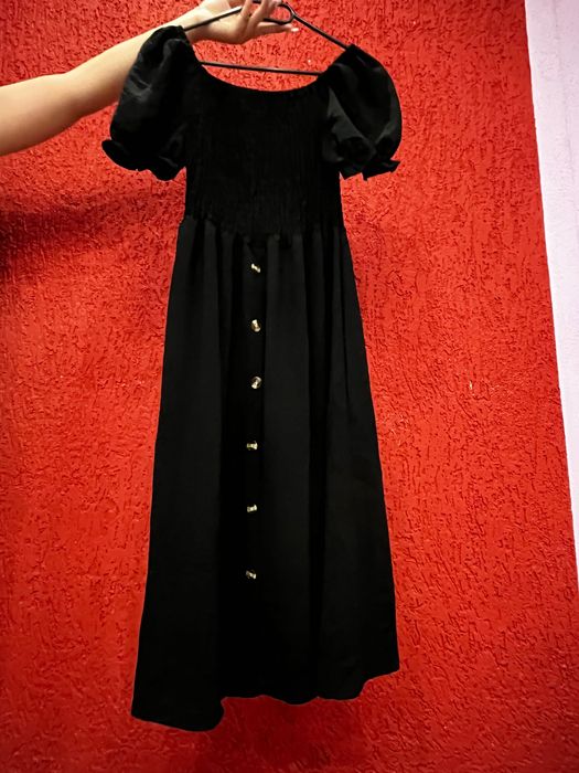 Черна ежедневна рокля