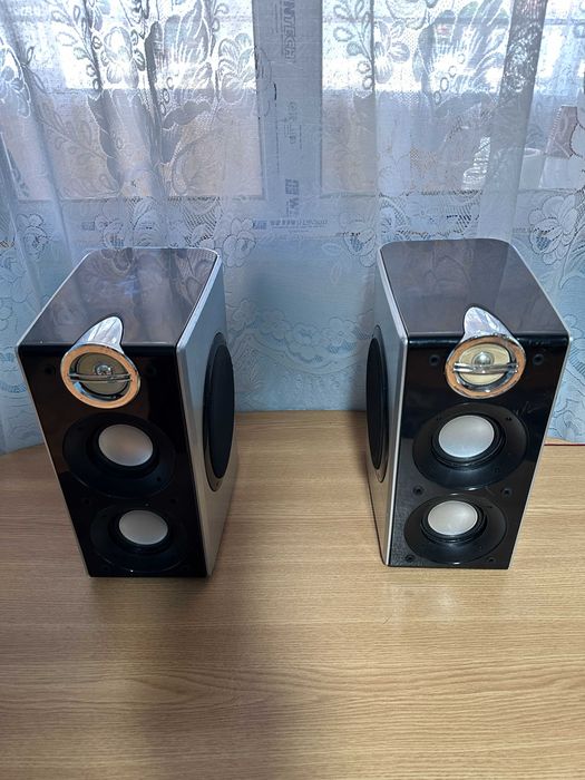 Boxe LG de camera cu subwoofer incorporat-sunet de exceptie HI-FI