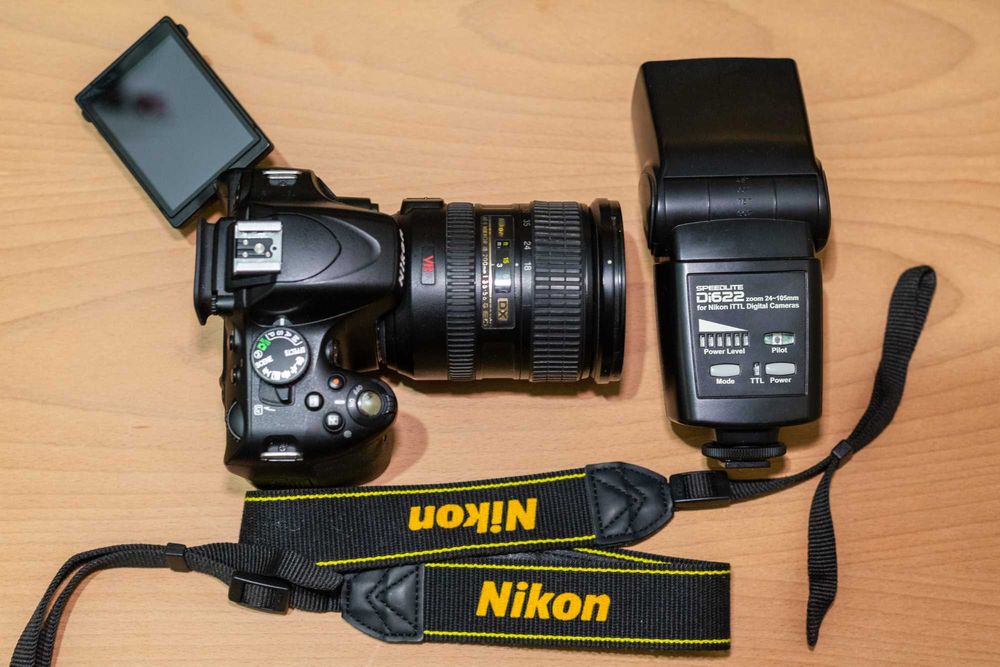 Camera foto Nikon D5100 + 18-200mm