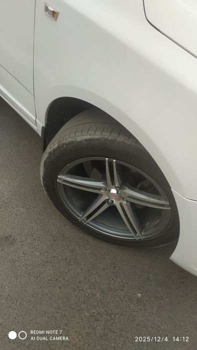 Srochna sotiladi R17