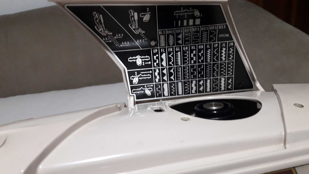 електрическа шевна машина  Сингер  401  G  13