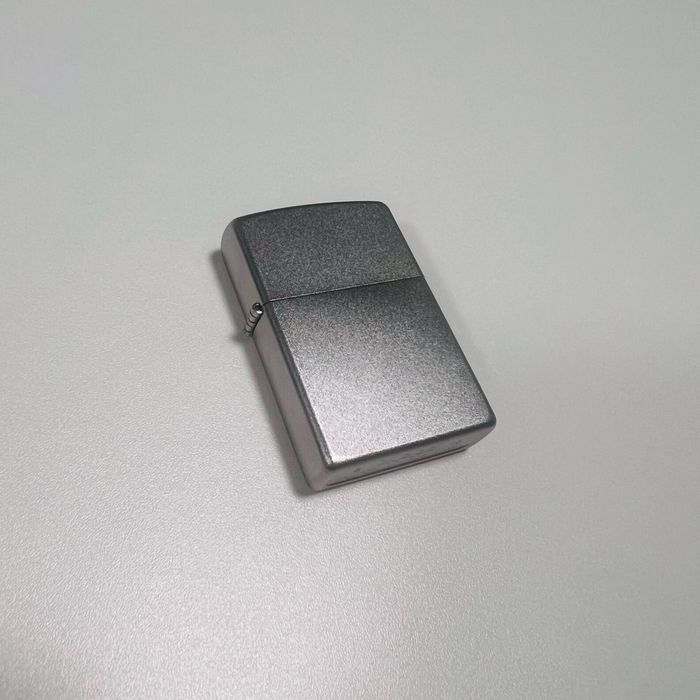 Оригинална запалка Zippo – Brushed Chrome, Made in USA