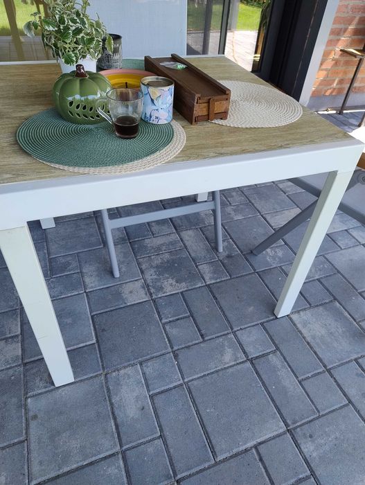 Masa pentru terasa sau interior extensibila