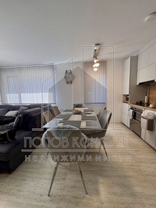 Продава се Двустаен апартамент в Пловдив, Христо Смирненски - 114 кв.м за 1754 €/кв.м - Снимка #3