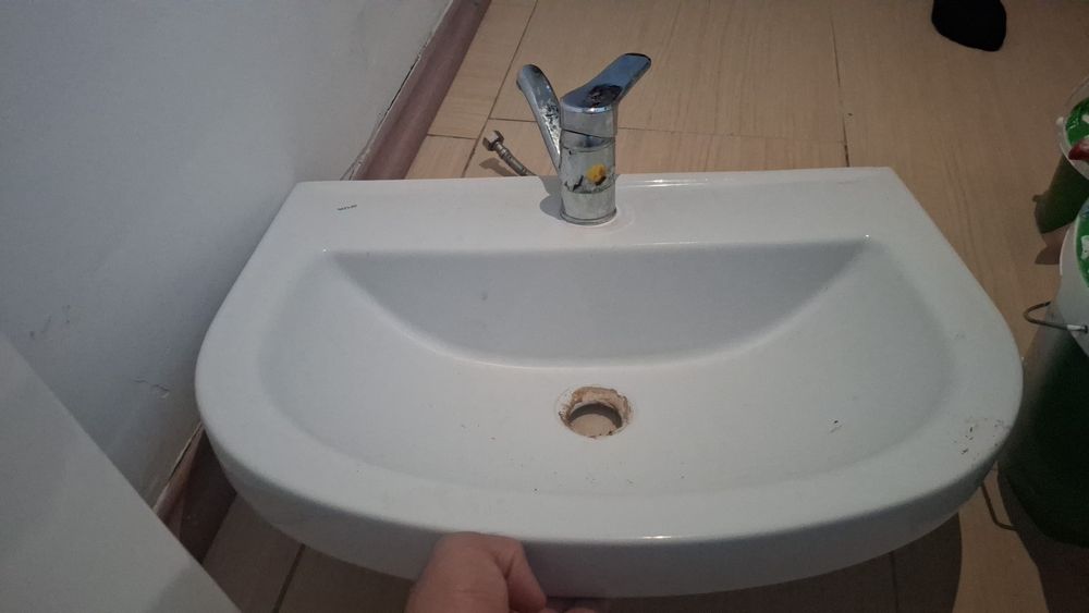 Раковина с подставкой