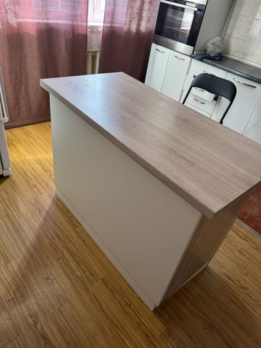 Кухонный островок