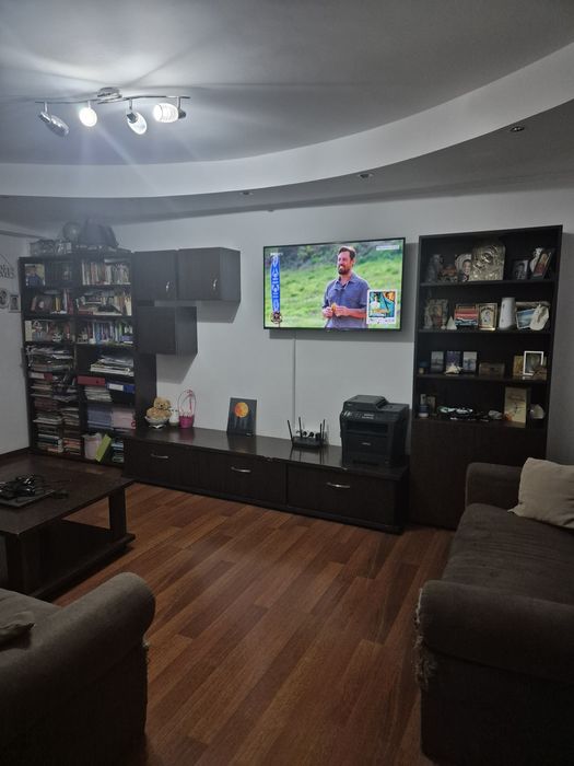 Apartament 3 camere Aradul Nou