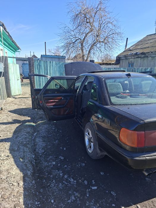 Продам ауди 100 с4