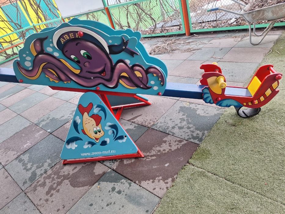 Продаются качели балансир!