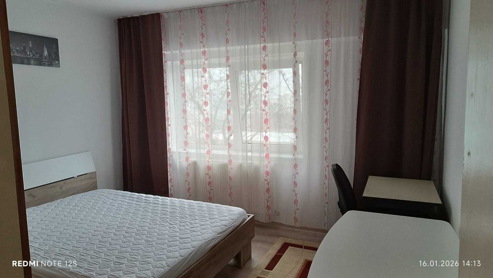 Închiriez garsonieră zona Emanuel