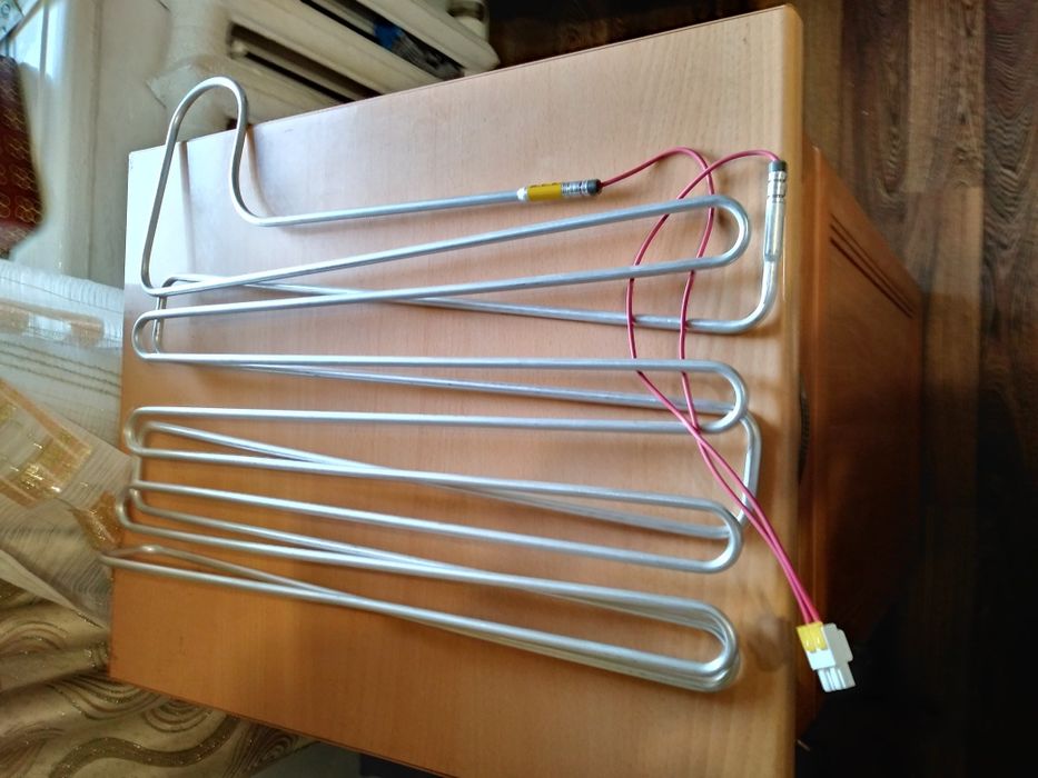 Тен оттайки охладителя