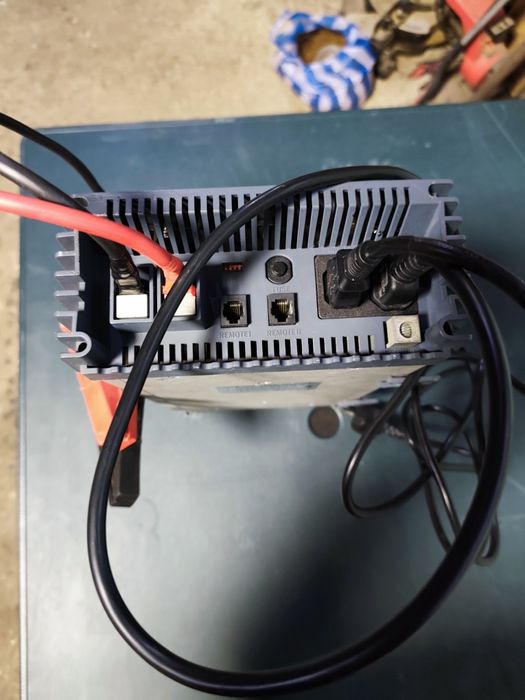 Преобразовател и инвертор WAECO