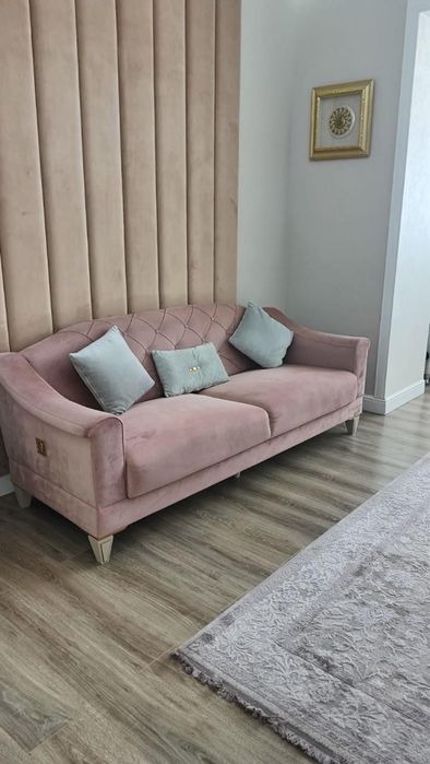 Диван в стиле Modern Classic | Велюр |