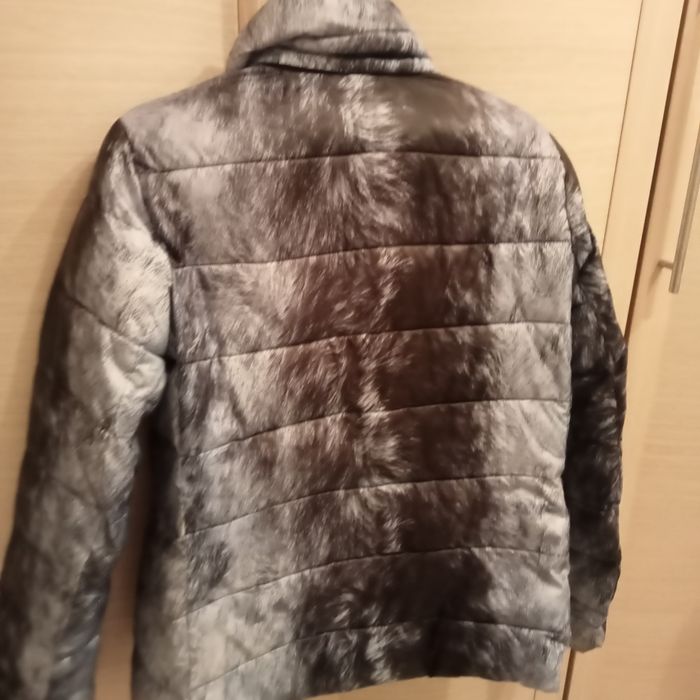 Продам пальто , куртки 46 -48 рр