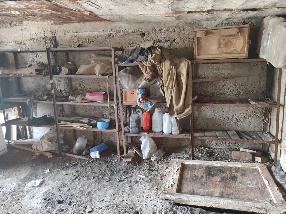 Продам гараж возле стадиона.