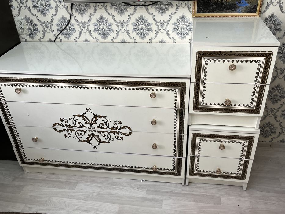 кравать бу 2х180