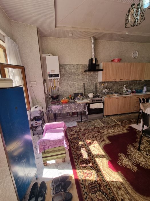 Продается дом.на М.Ашраши из 5 ком. .ориентир  детсад и школа.