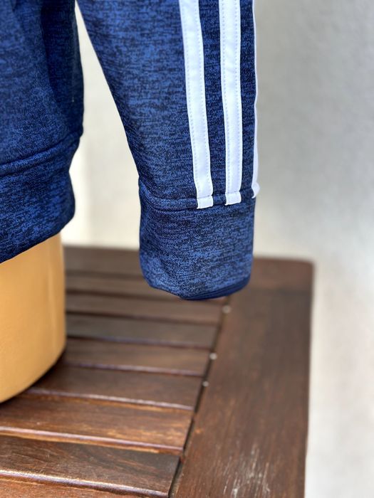 Мъжки суичър Adidas Climawarm - размер М, Отлично състояние