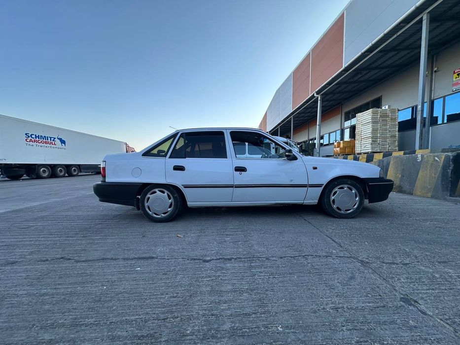 Nexa 1 lux kansaner