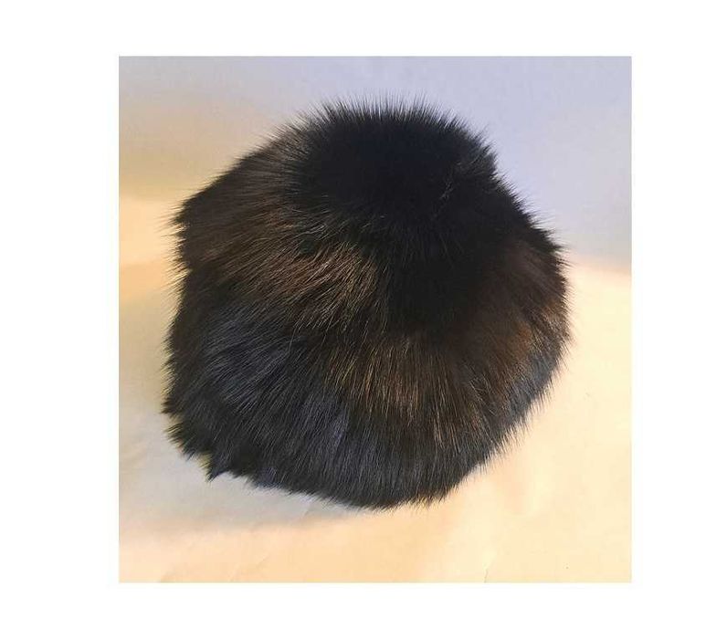 Căciulă de Blană neagra