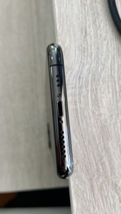 Iphone 11 pro srazi sotiladi !