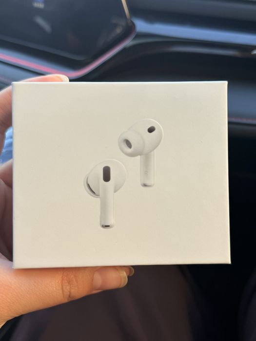 Продаю AirPods pro 3
