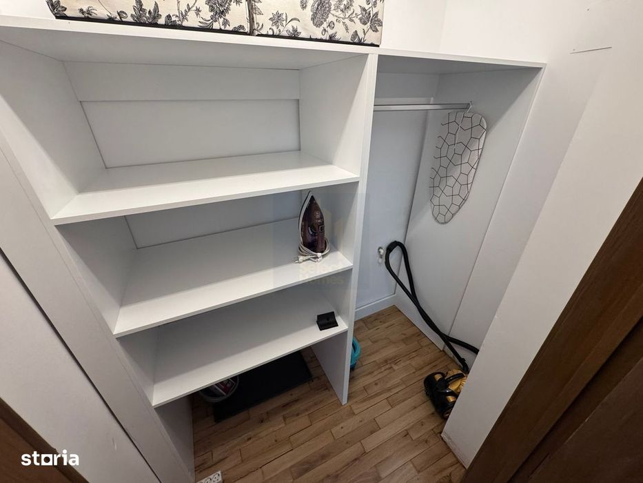 Studio cu dressing de inchiriat *Piata Romana - Dacia*