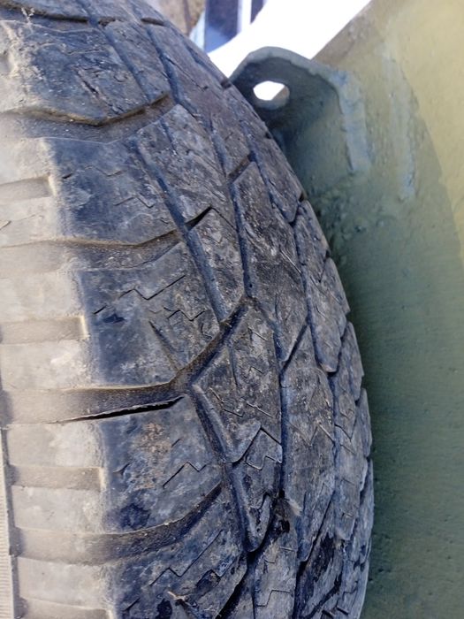 Шины 4 штуки 265 70 R 17