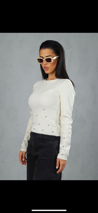 Блуза с камъни на Pause