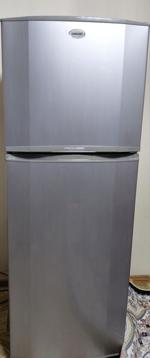 Холодильник Samsung б/у