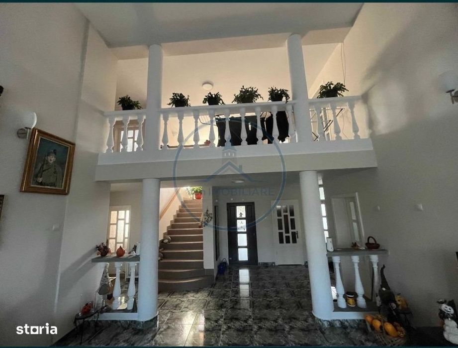 Casa spatioasa + teren intravilan-Sigmir-275 mp utili-teren 3300mp
