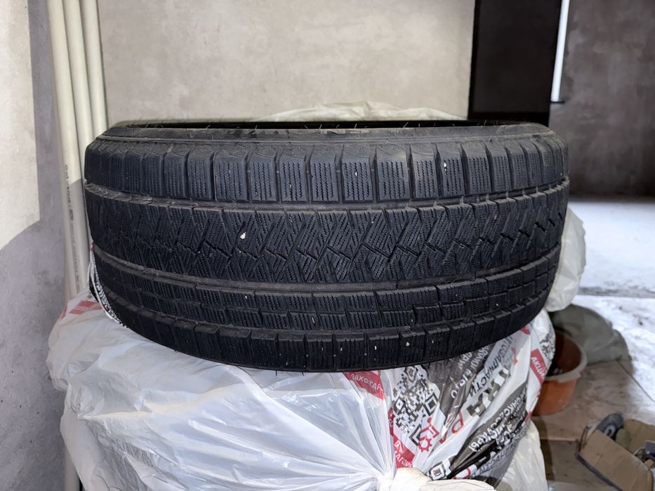Зимняя резина 235/45 R18 Triangle
