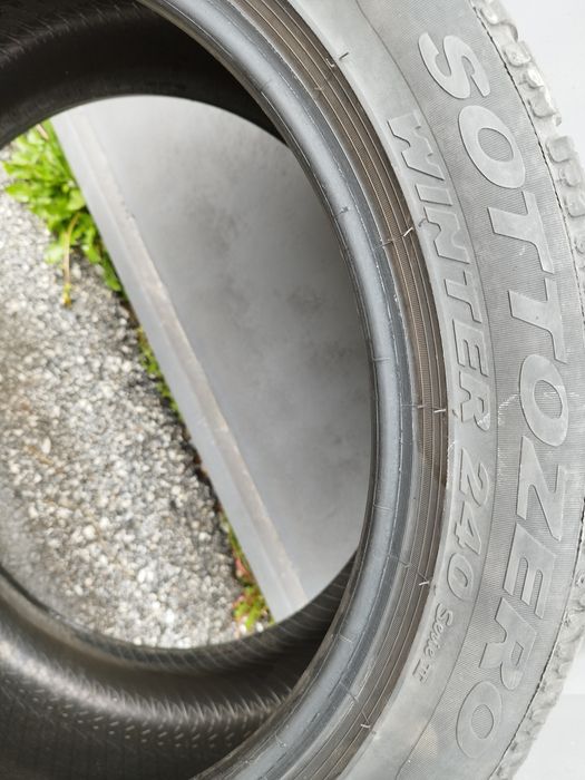 Зимни гуми Pirelli 235/45/18