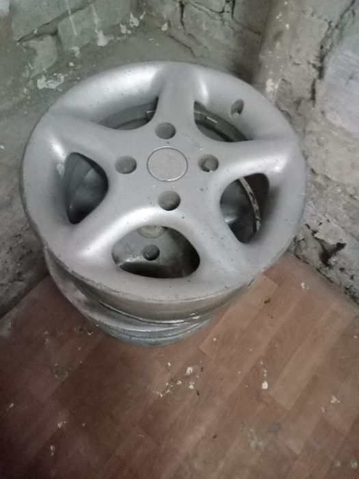 Продам комплект дисков р 14