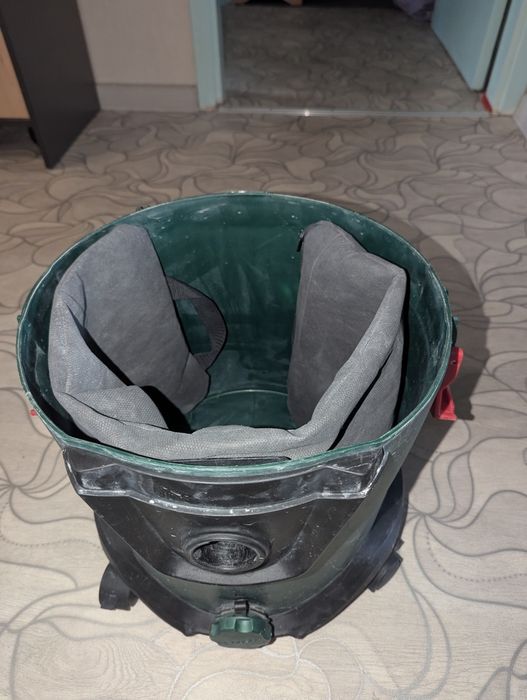 Строительный  пылесос Bosch AdvancedVac 20