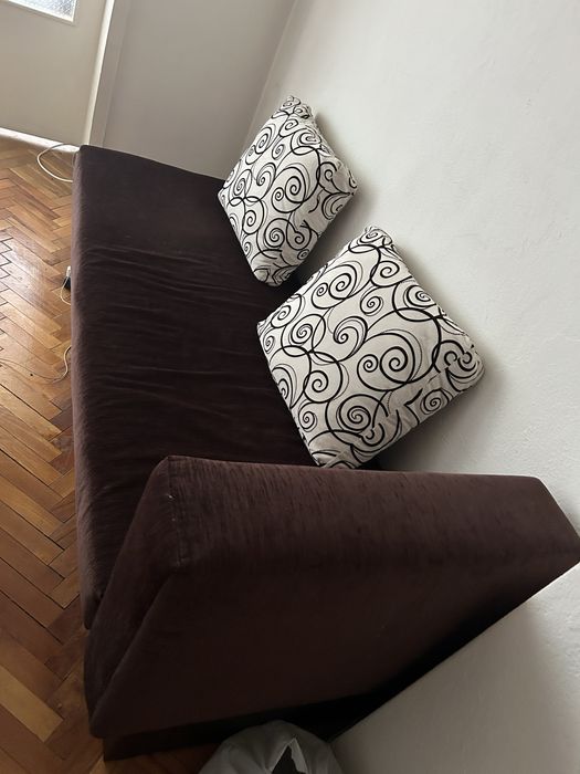 Голям разтегателен ъглов диван