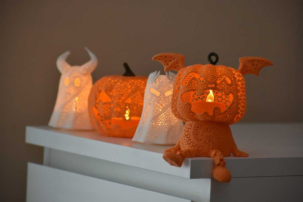 Хелоуин тиква-фенер с крилца и тяло