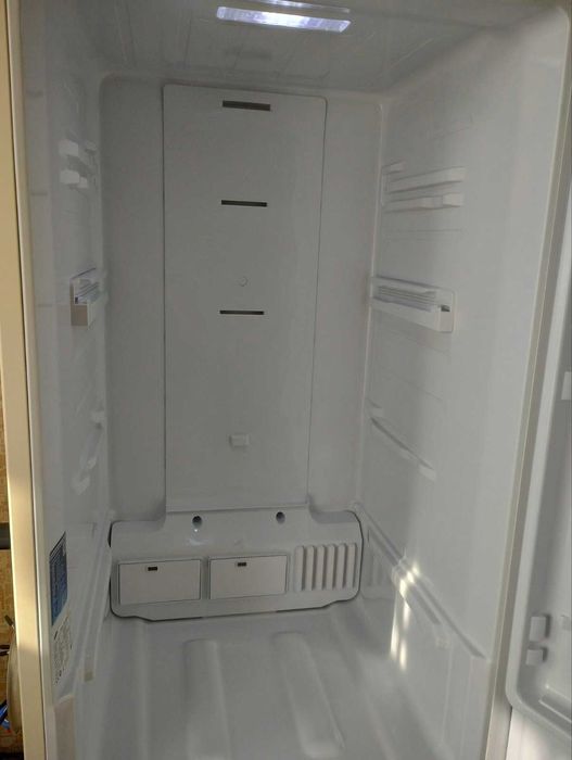 Хладилник с фризер Samsung RB31FERNDEF