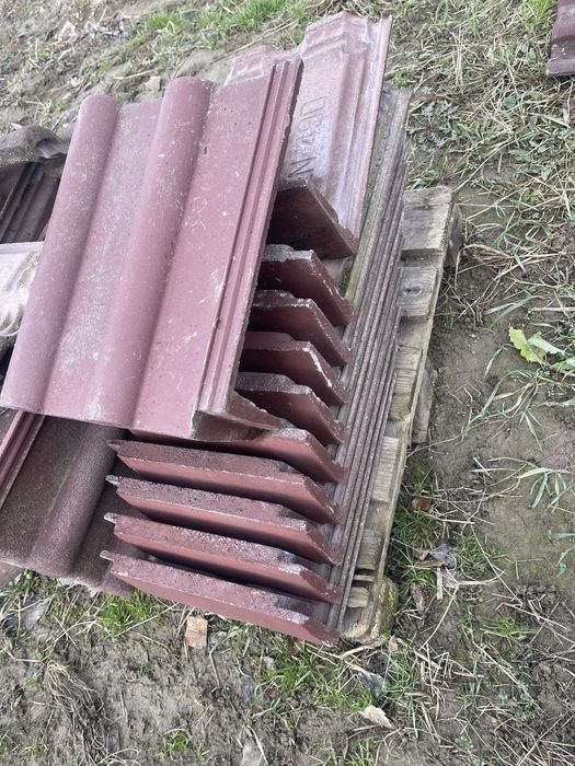 Vand tigla de creasta