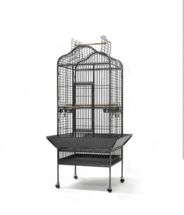 Голяма клетка за папагал , използвана.
