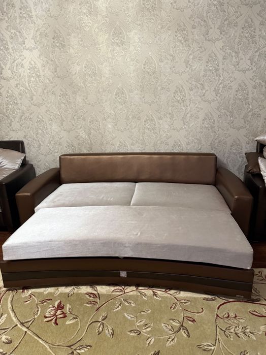 Турецкий диван в очень хорошем состоянии
