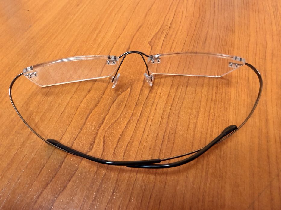 Безрамкови рамки за очила