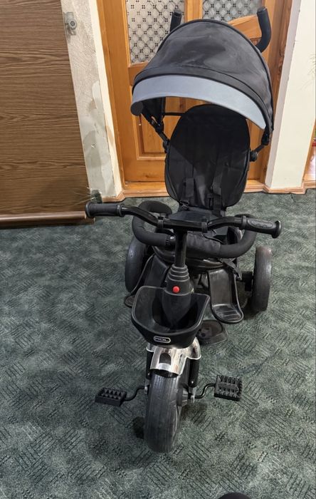 Велоколяска для детей практически новая