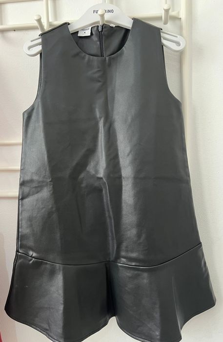 Новое детское платье для девочки 4-5 лет, на рост 112 см, цена 5000 те