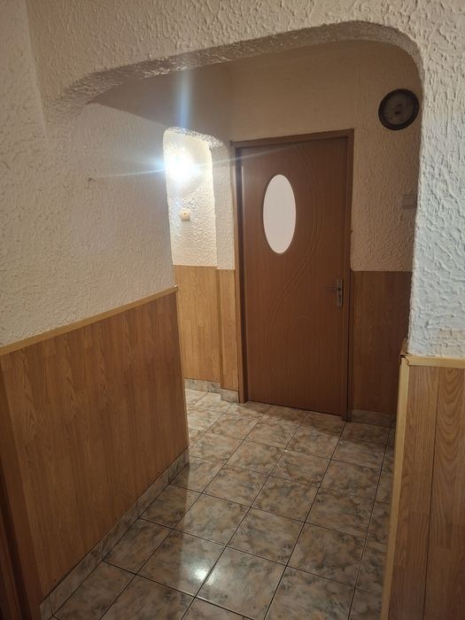 Vând apartament 3 camere