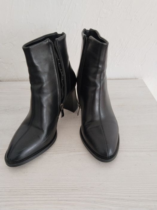 Продам ботильоны