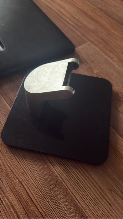 Монитор Dell.