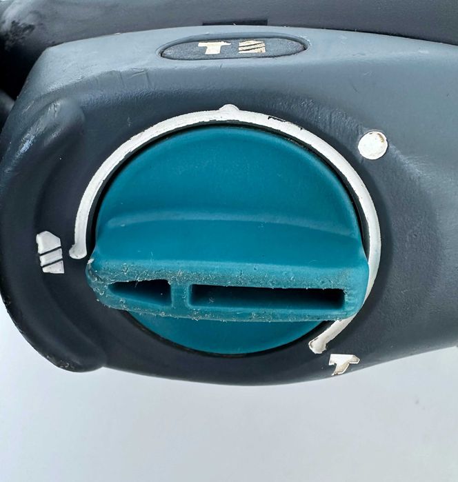 Makita HR2611FT - Перфоратор 800W 2.4J със сменяем патронник!