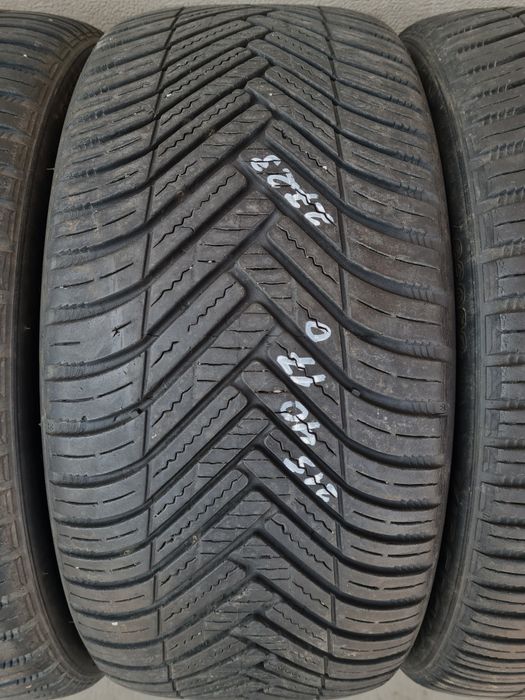 Всесезонни гуми 4 броя HANKOOK Kinergy 4S2 215 40 R17 дот 2723